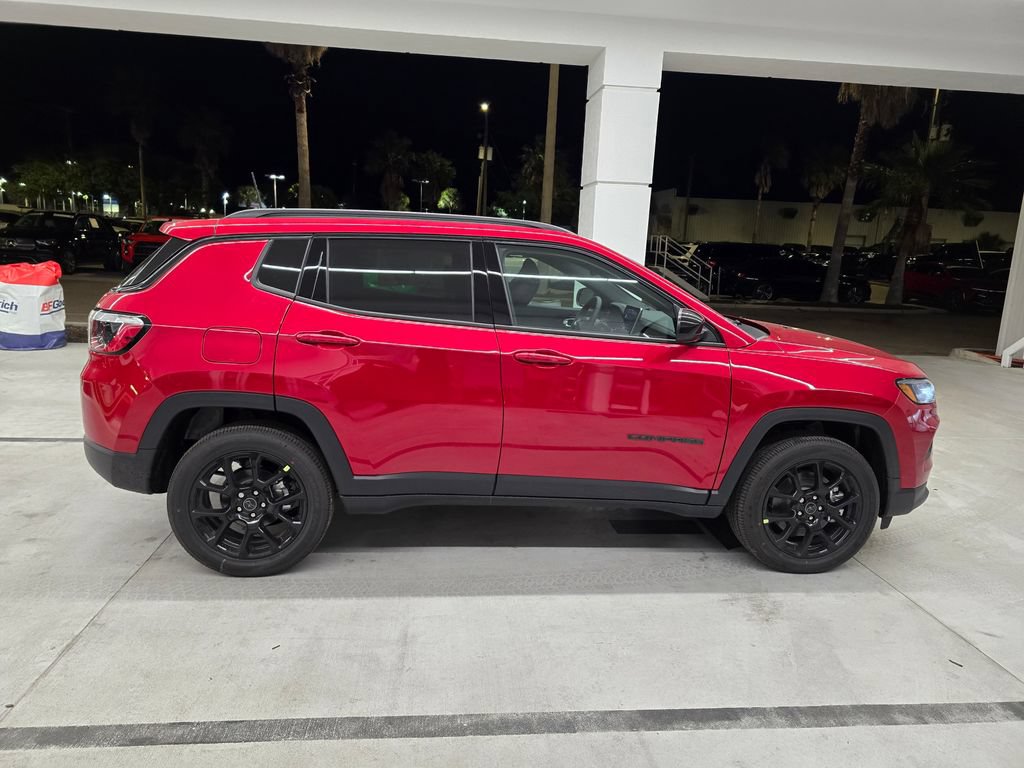 New 2026 Jeep Compass Latitude AWD/4WD image 7