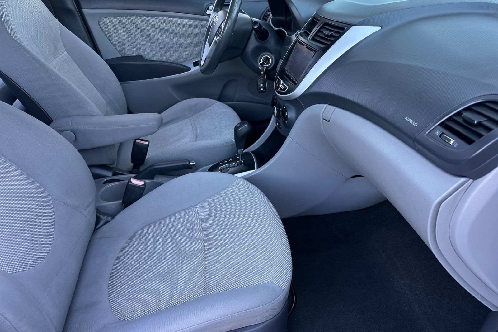 Used 2012 Hyundai Accent GS FWD image 15