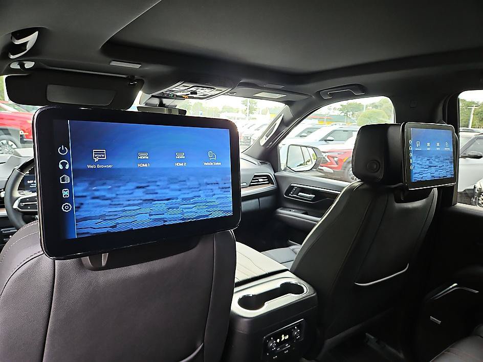 New 2026 Chevrolet Tahoe High Country AWD/4WD image 13