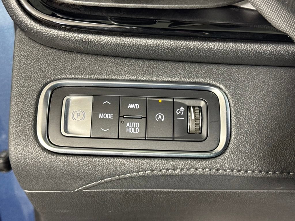 Certified 2025 Buick Enclave Preferred AWD/4WD image 22