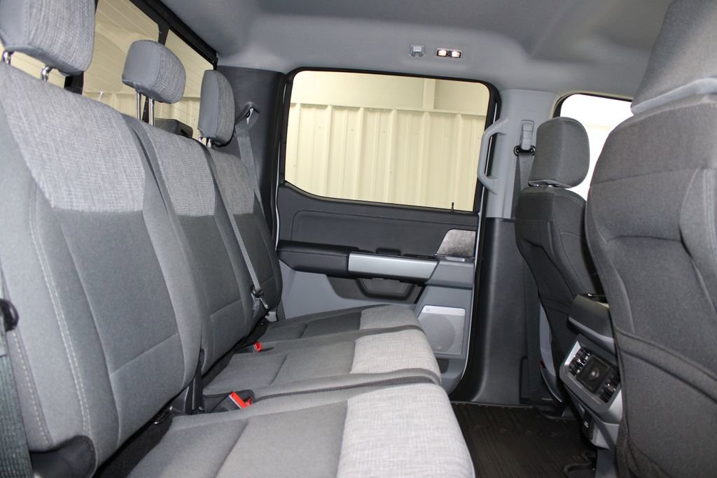 New 2026 Ford F250 XLT w/ XLT Premium Package image 33