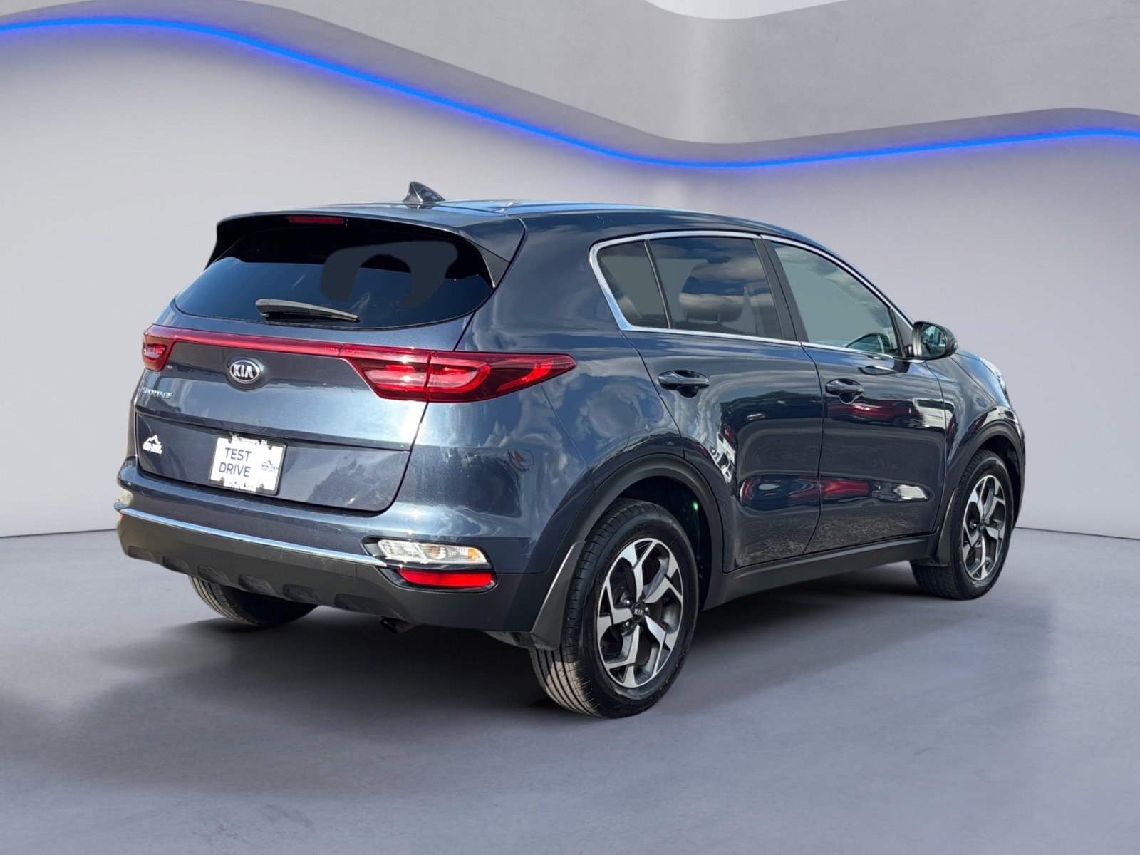 Used 2022 Kia Sportage LX image 9