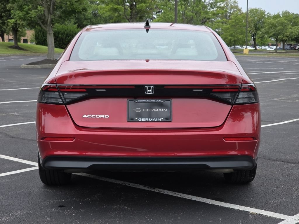 Certified 2025 Honda Accord SE image 18