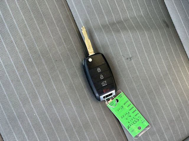 Used 2016 Kia Forte LX w/ LX Popular Plus Package image 25