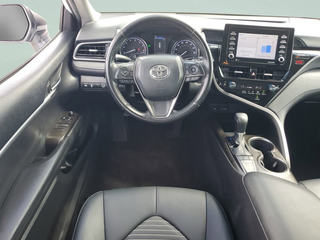 Certified 2023 Toyota Camry SE w/ Convenience Package image 15