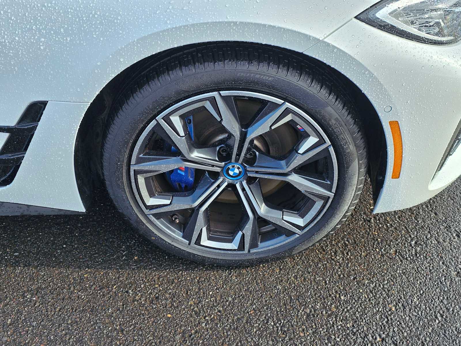 Used 2024 BMW i4 M50 AWD/4WD image 9