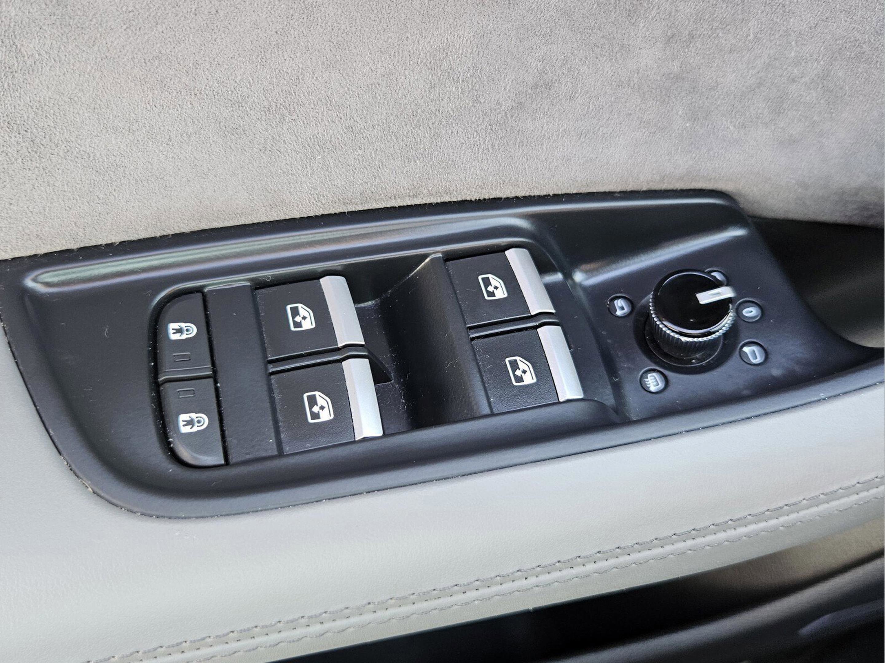 Used 2022 Audi SQ8 Prestige w/ Prestige Package image 40