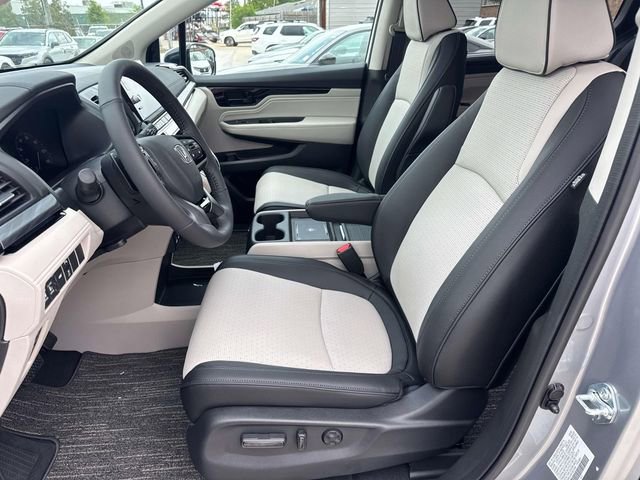 New 2026 Honda Odyssey Elite image 8