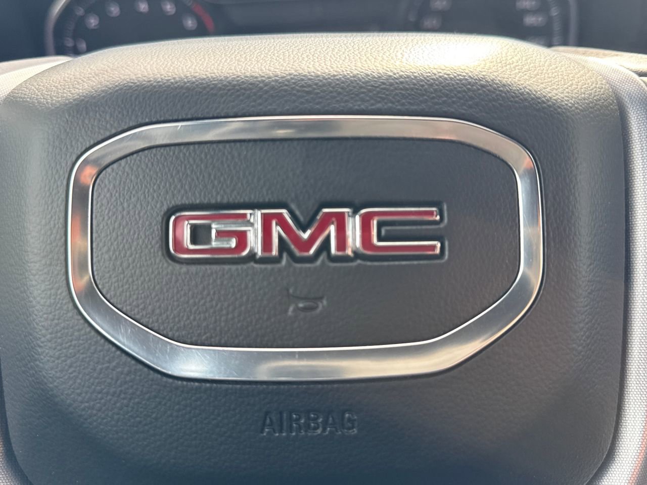 Used 2019 GMC Sierra 1500 SLE image 27