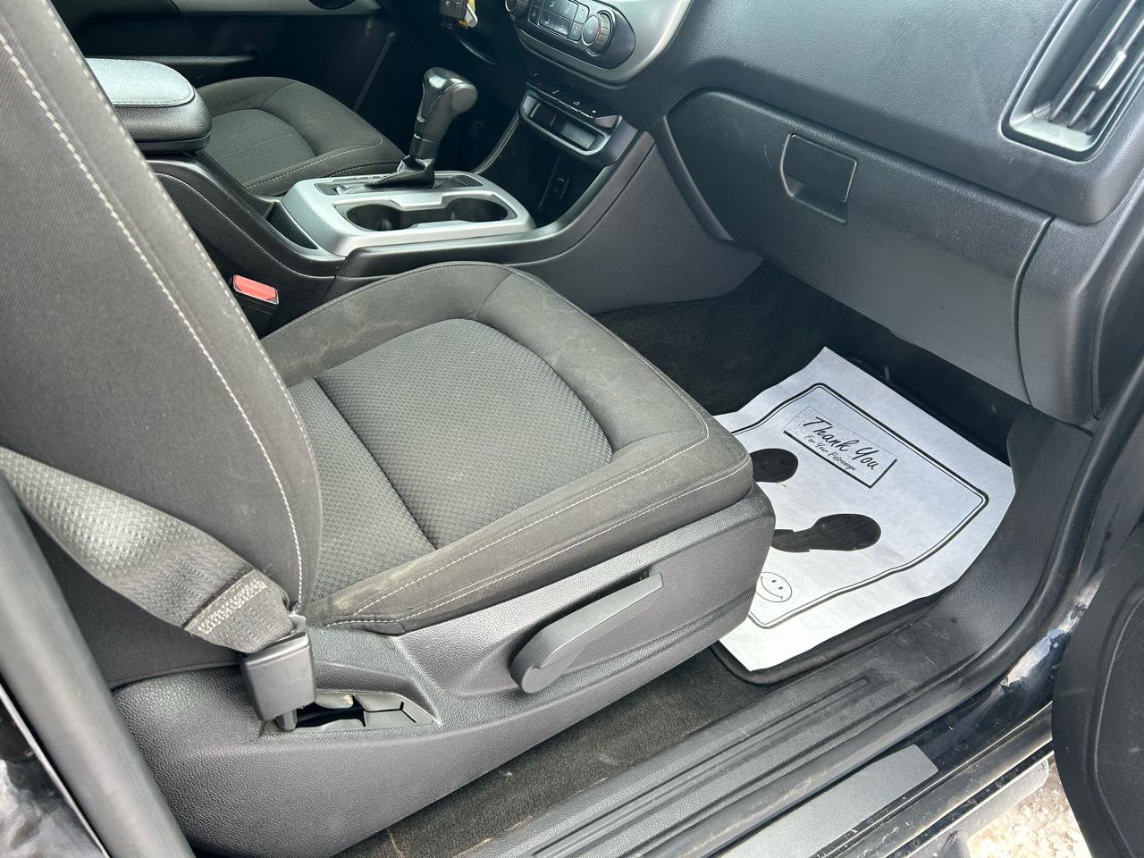 Used 2017 Chevrolet Colorado LT w/ Midnight Edition image 12