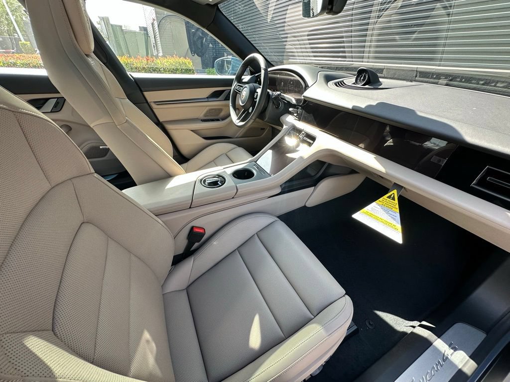 New 2026 Porsche Taycan 4S AWD/4WD image 41