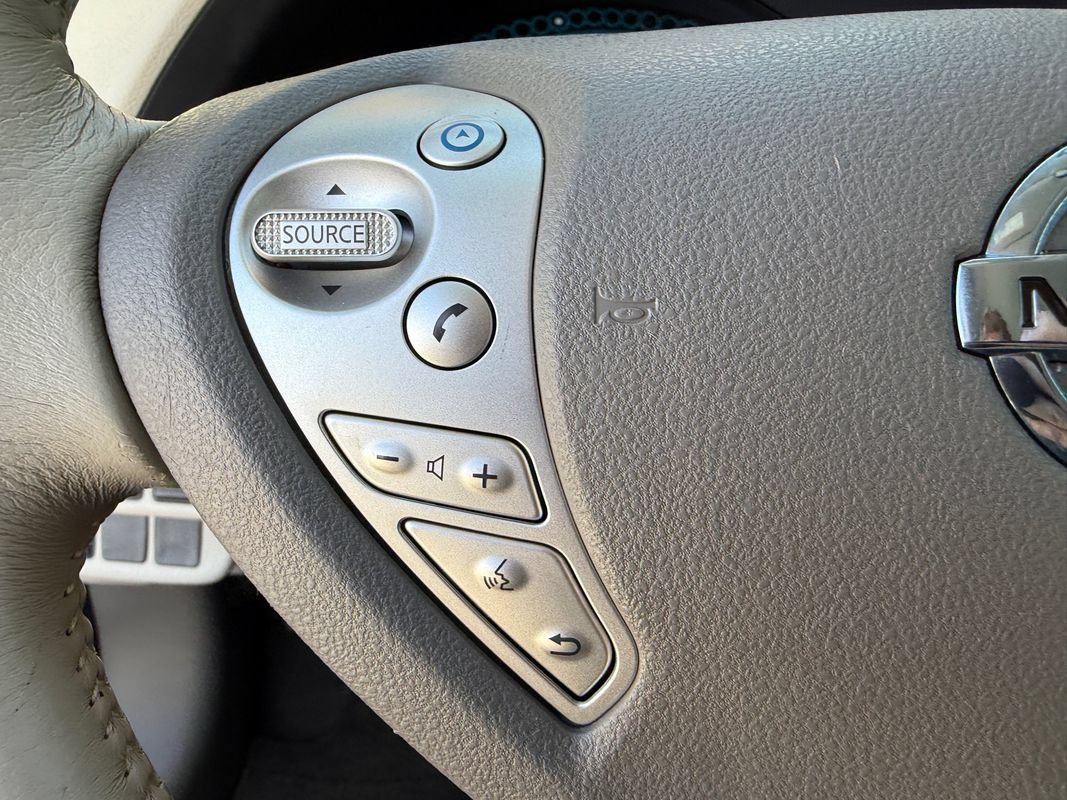 Used 2015 Nissan Leaf SV w/ LED & Quick Charge Package FWD image 29