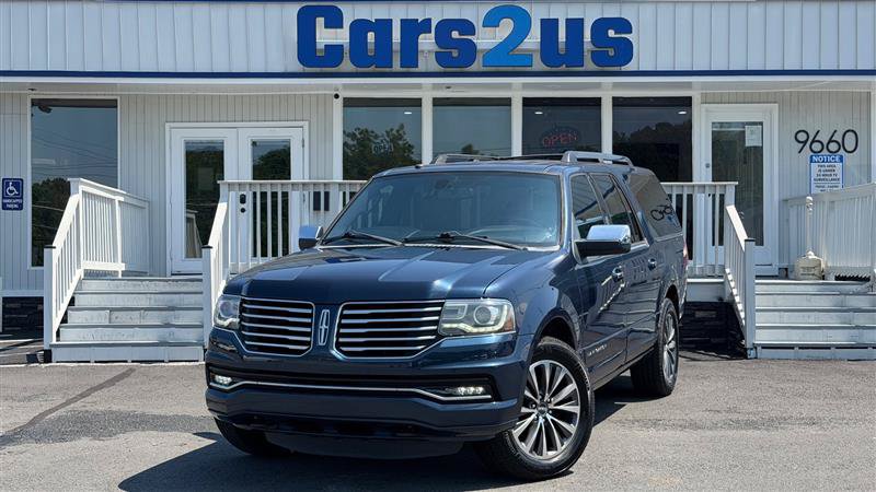 Used 2016 Lincoln Navigator L Select AWD/4WD image 2