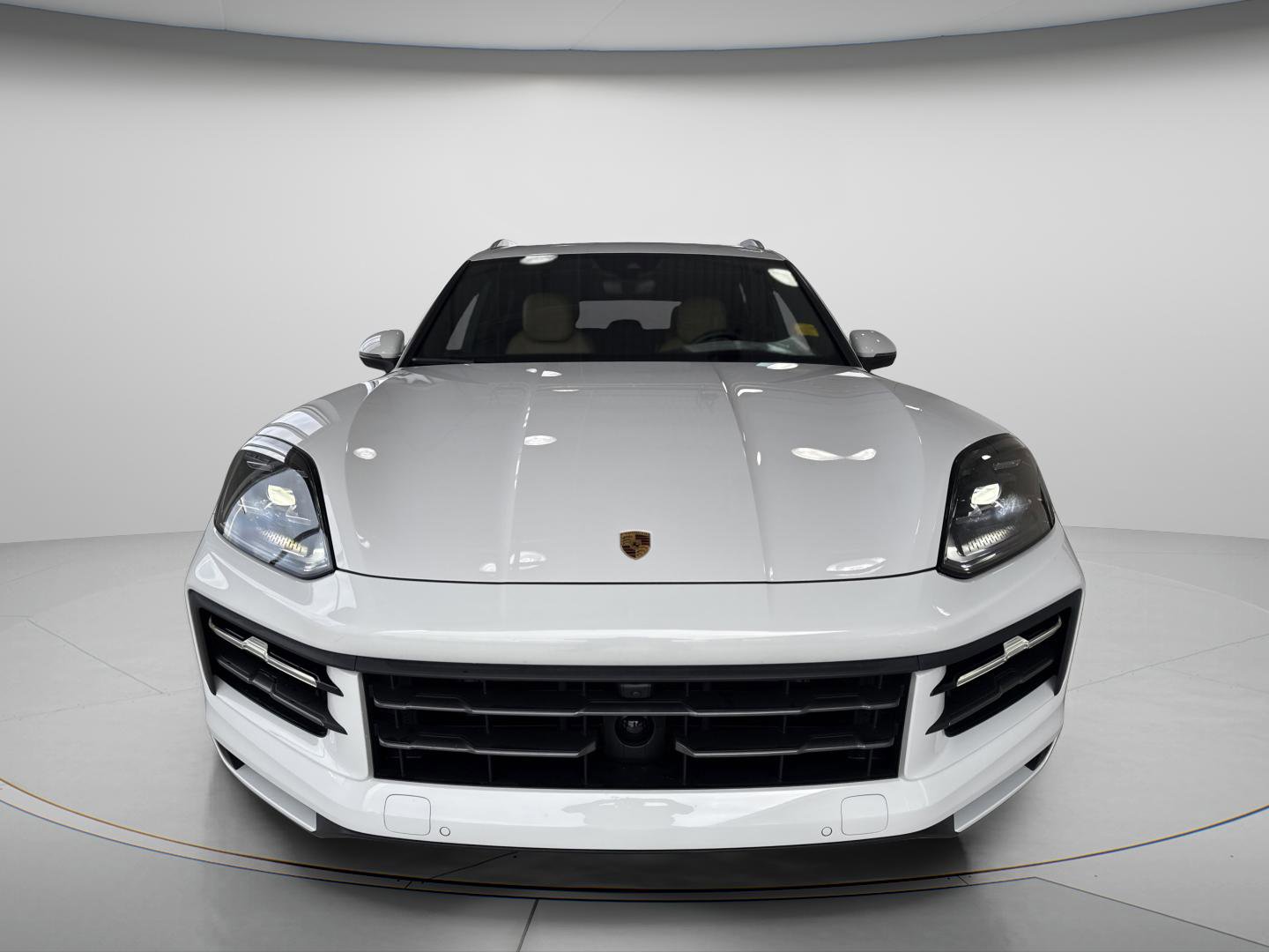 Used 2024 Porsche Cayenne image 6