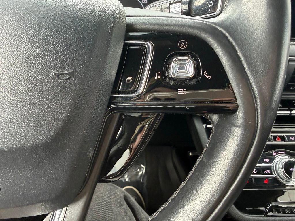 Used 2021 Lincoln Corsair AWD image 19