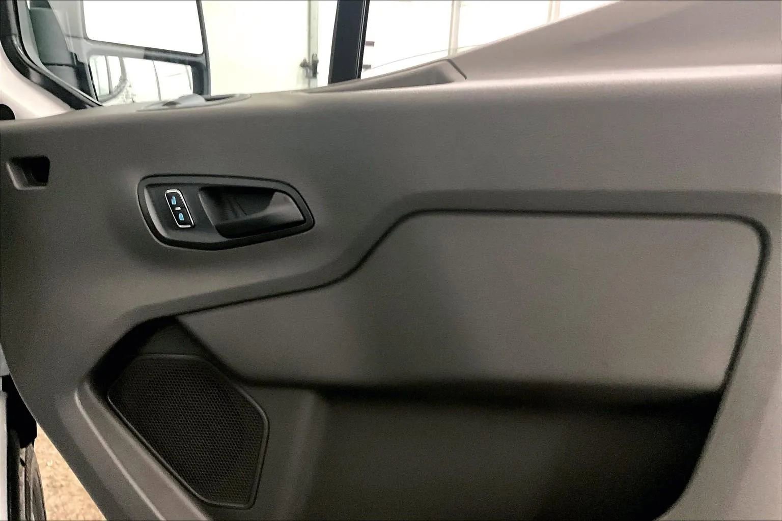 New 2026 Ford Transit 250 148 Medium Roof image 23