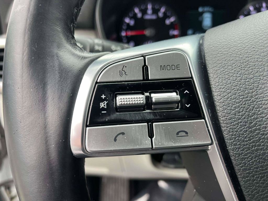 Used 2021 Kia Telluride EX w/ EX Premium Package image 18