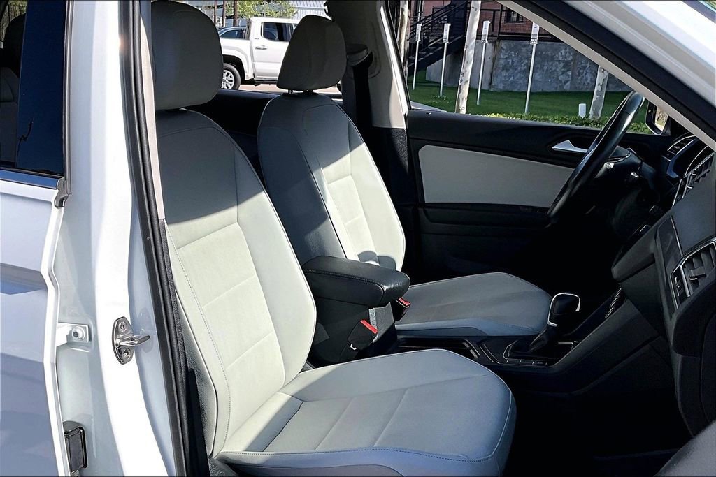 Used 2019 Volkswagen Tiguan SE image 10