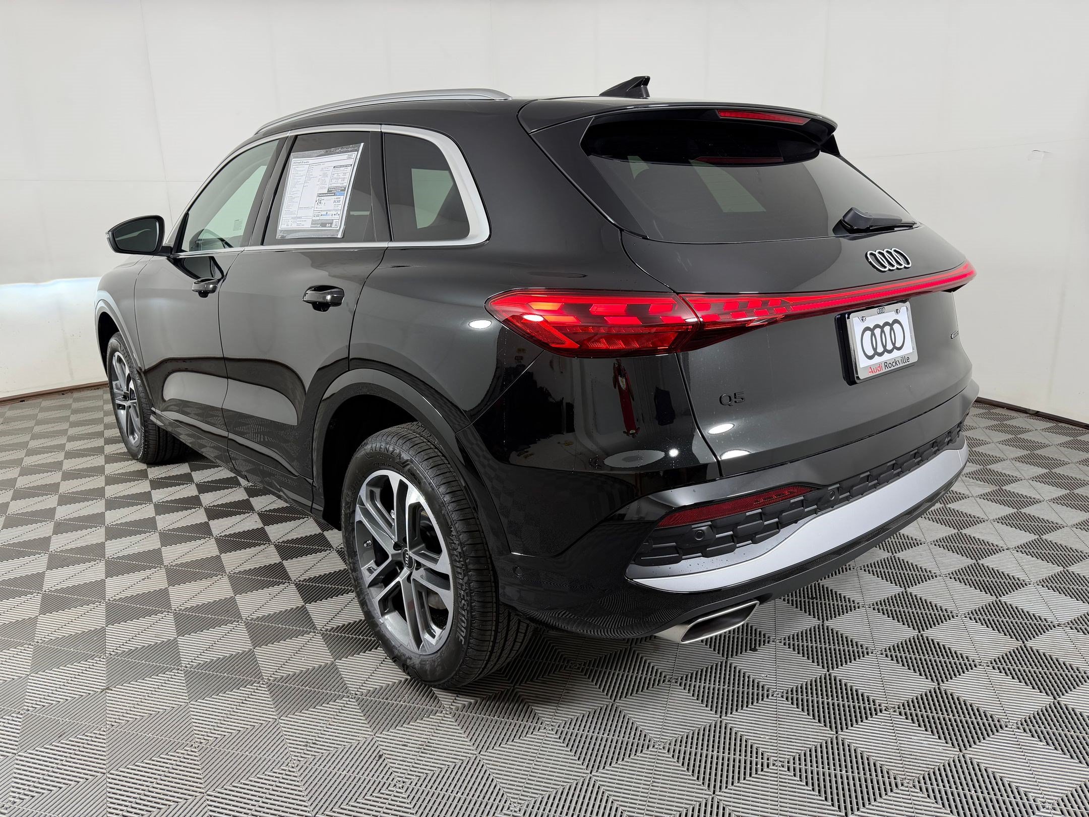 New 2026 Audi Q5 Premium AWD/4WD image 3