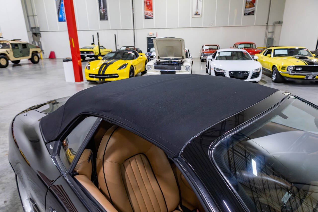 Used 1997 Aston Martin DB7 Volante RWD image 21