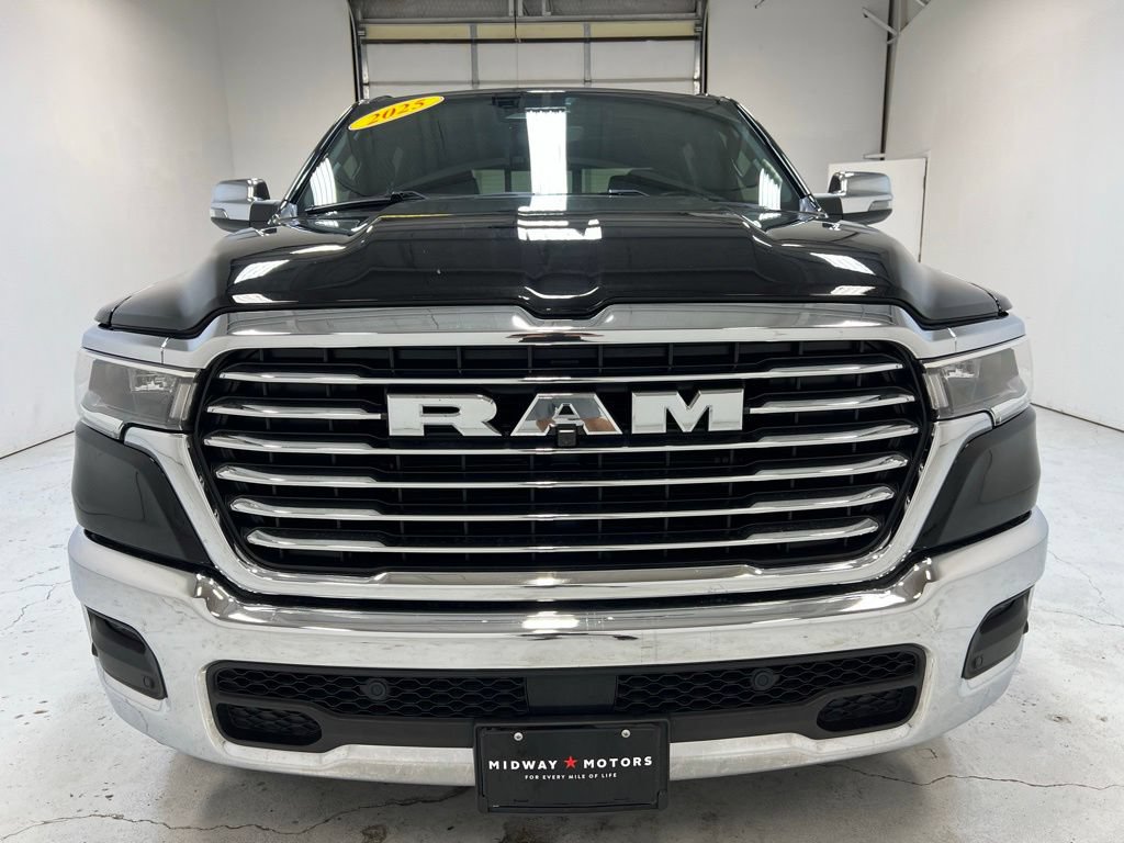Used 2025 RAM 1500 Laramie AWD/4WD image 13