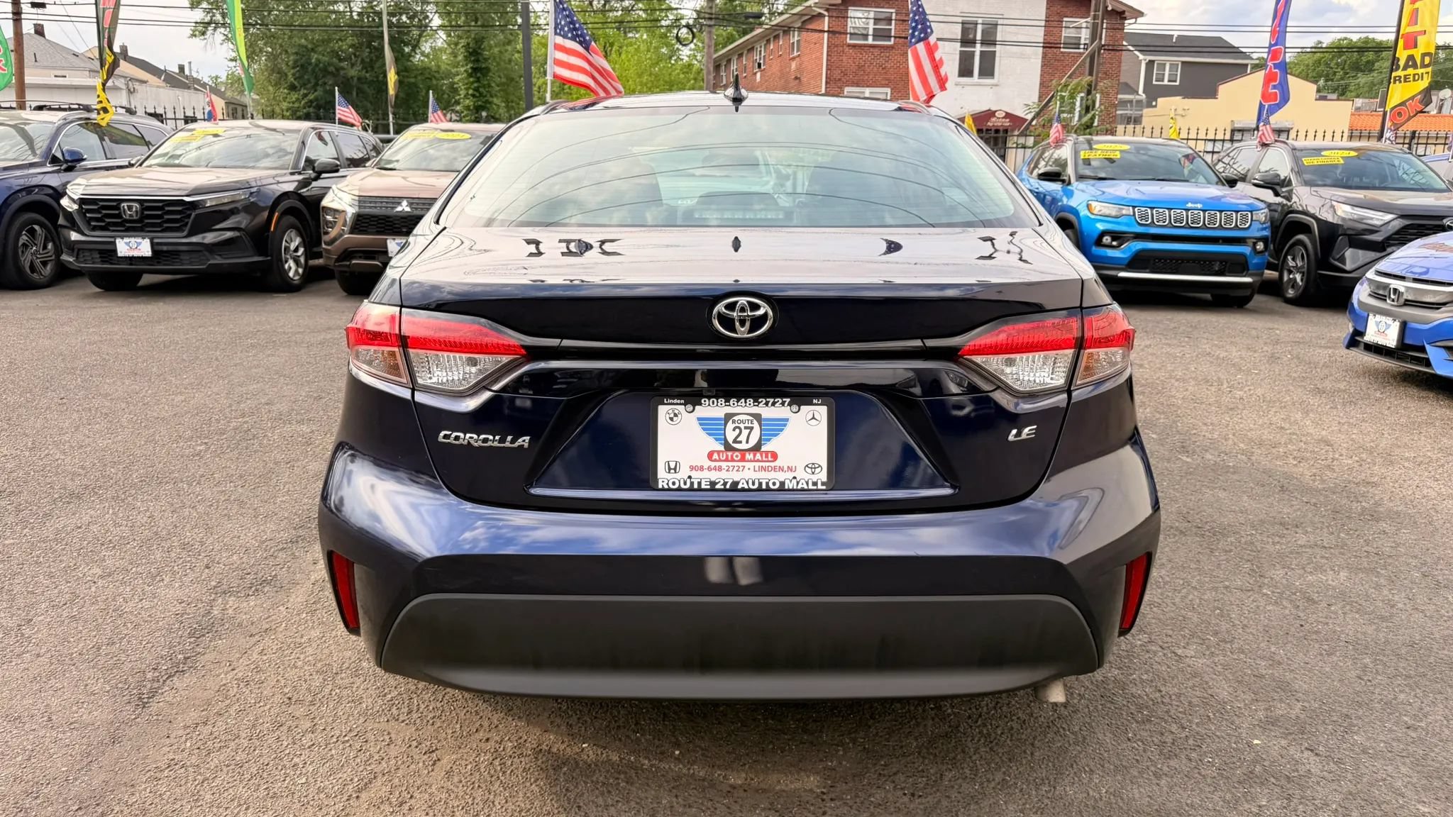 Used 2023 Toyota Corolla LE FWD image 6