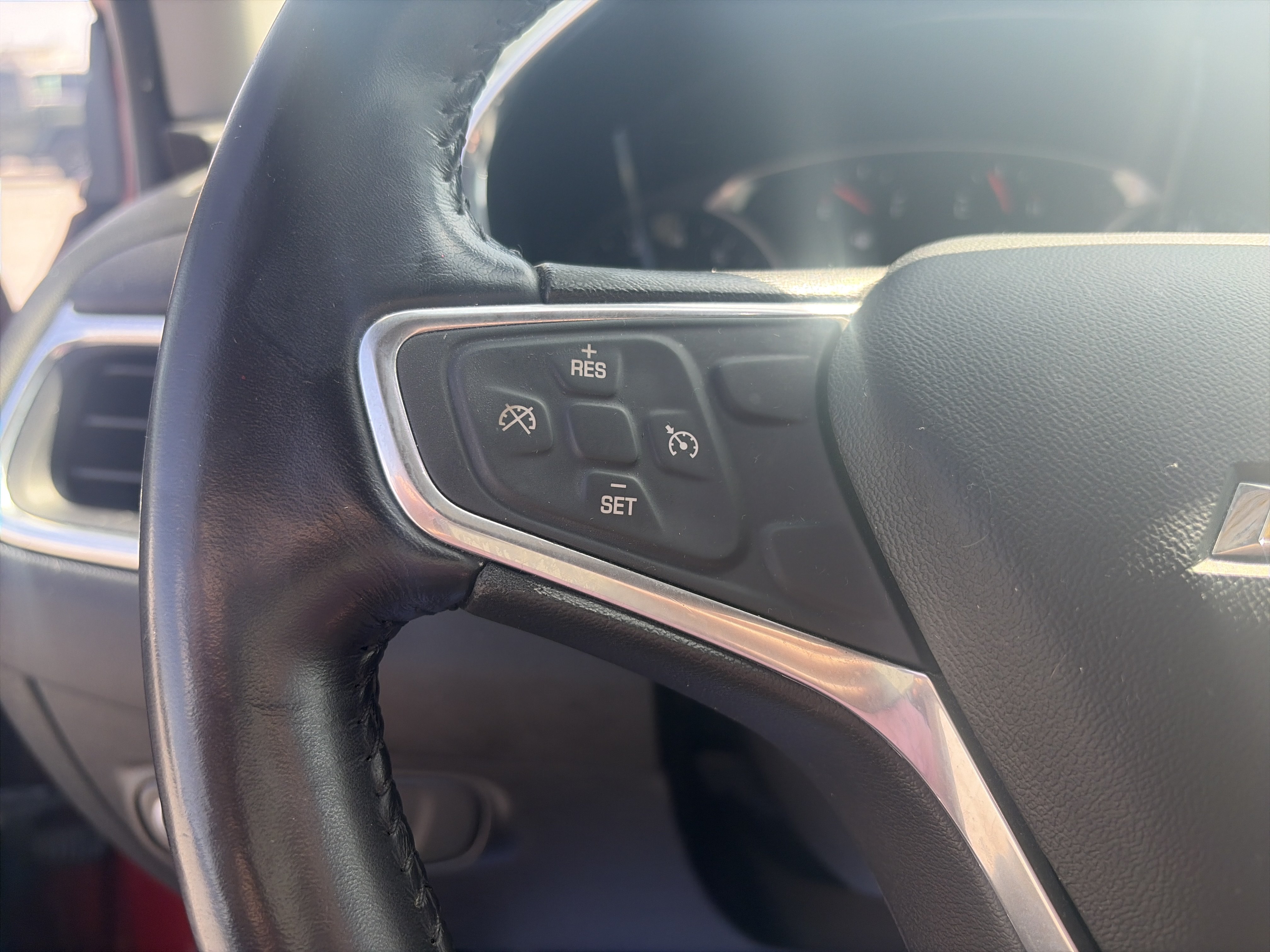 Used 2019 Chevrolet Equinox LT AWD/4WD image 21