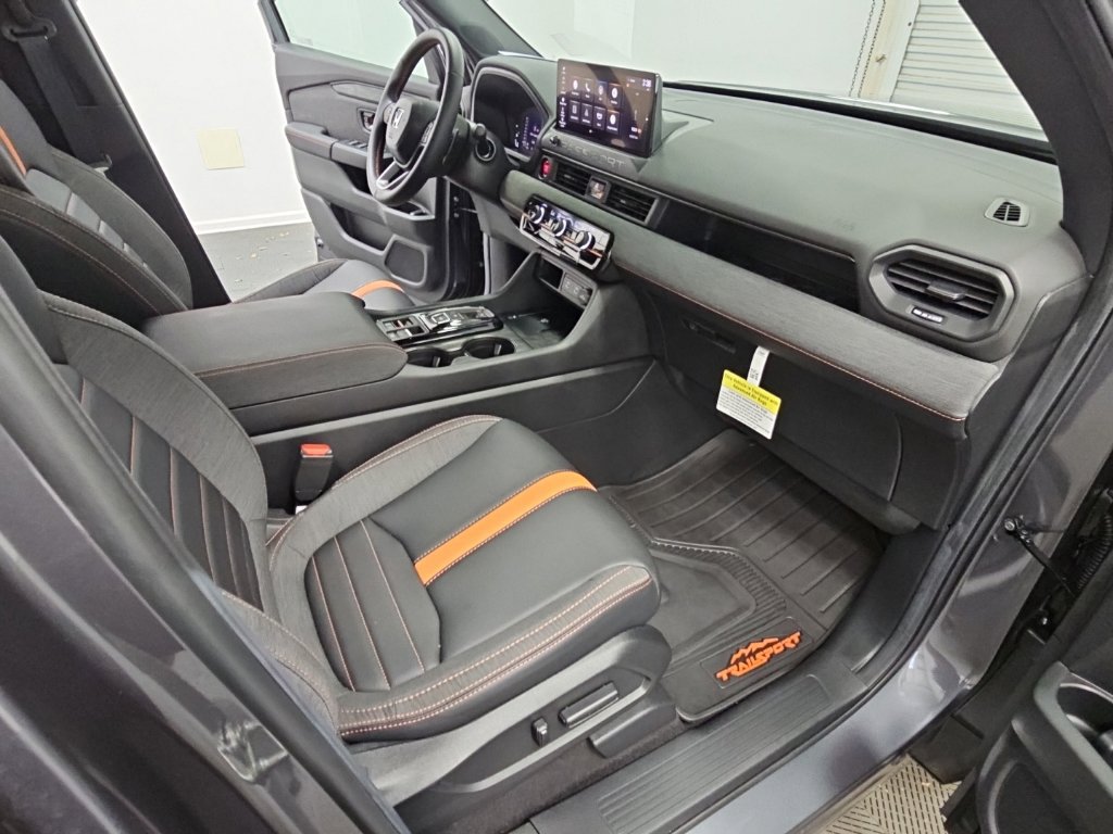 Used 2026 Honda Passport TrailSport image 38