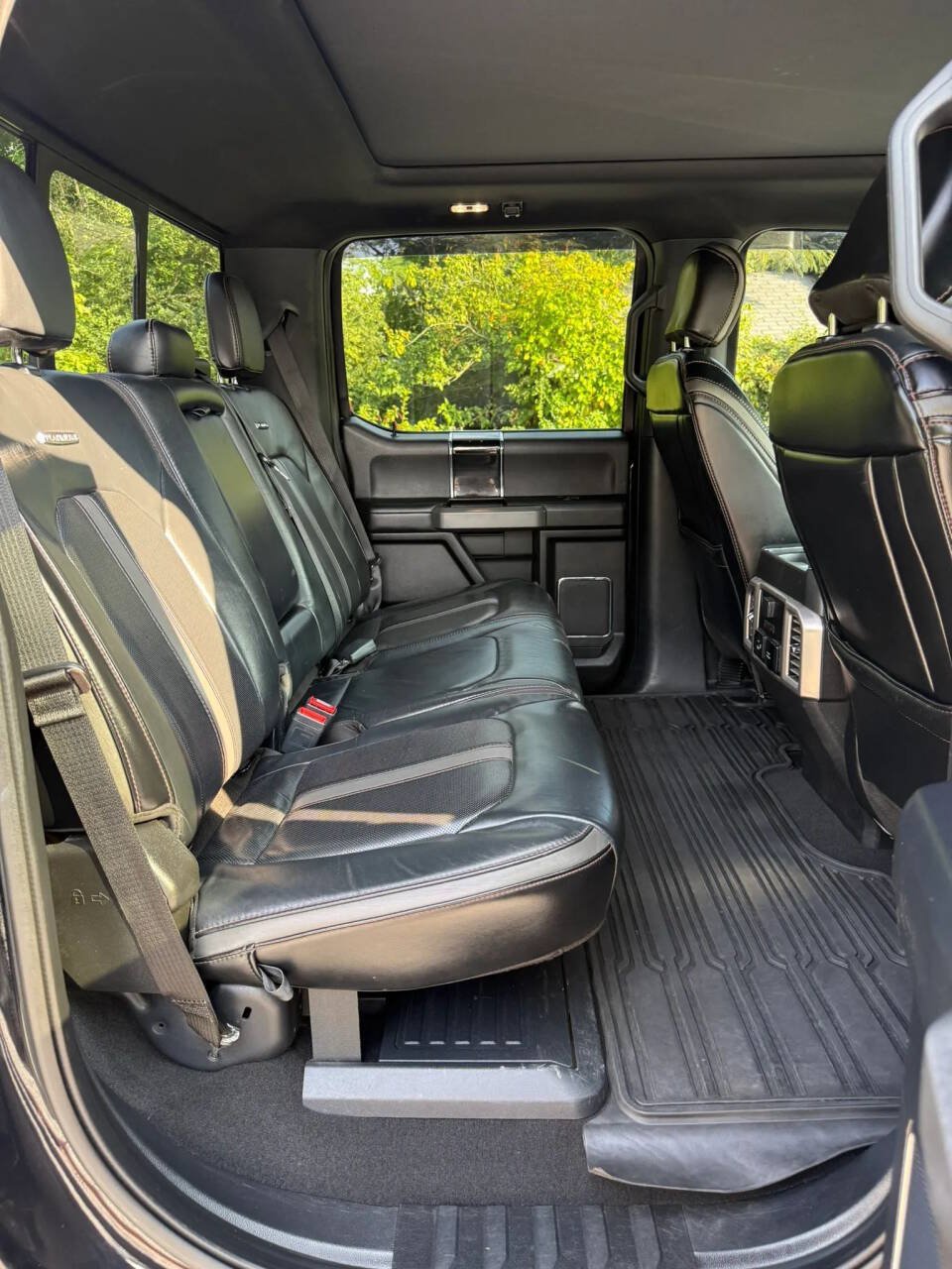 Used 2021 Ford F450 Platinum w/ FX4 Off-Road Package AWD/4WD image 20