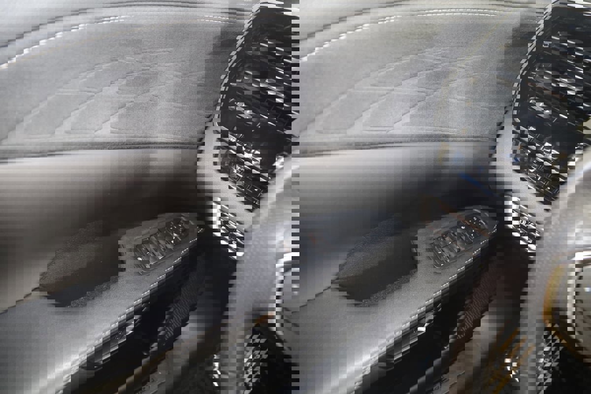 Used 2023 Lexus RX 500h F Sport image 35