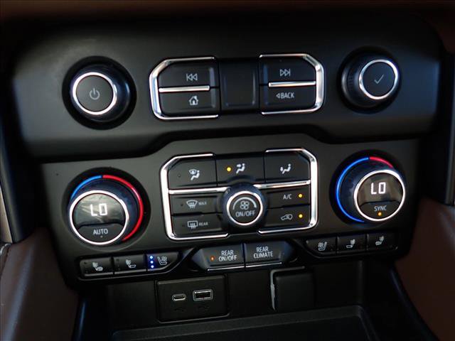 Used 2023 Chevrolet Tahoe High Country w/ Premium Package 2 AWD/4WD image 24
