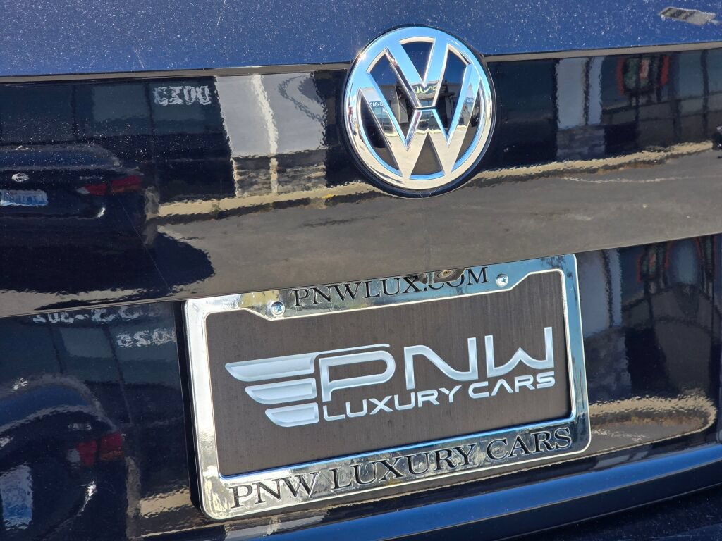 Used 2020 Volkswagen Tiguan SE R-Line FWD image 13
