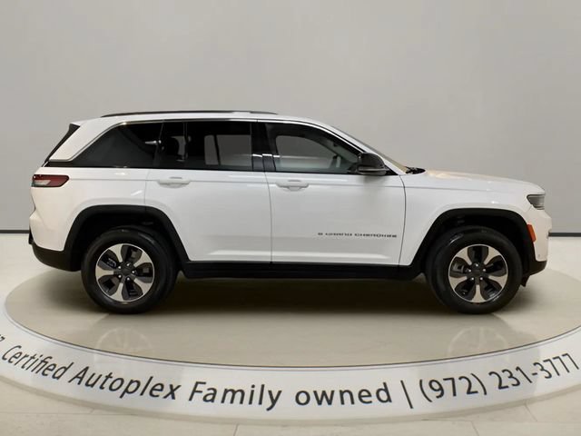 Used 2022 Jeep Grand Cherokee Limited 4xe w/ Luxury Tech Group II AWD/4WD image 6