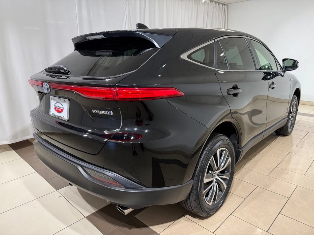 Certified 2021 Toyota Venza LE AWD/4WD image 5