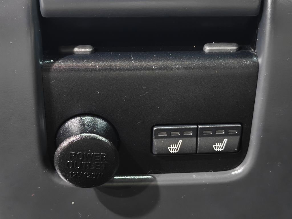 Used 2017 Volvo XC60 T5 Inscription w/ Preferred Option Package image 11