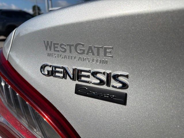 Used 2013 Hyundai Genesis 3.8 RWD image 14