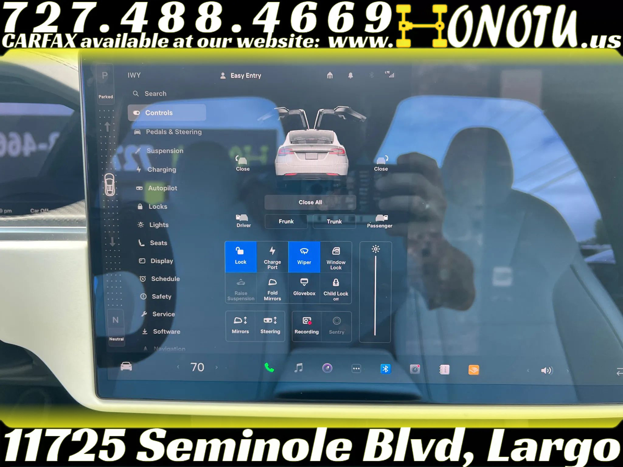 Used 2022 Tesla Model X Plaid image 15