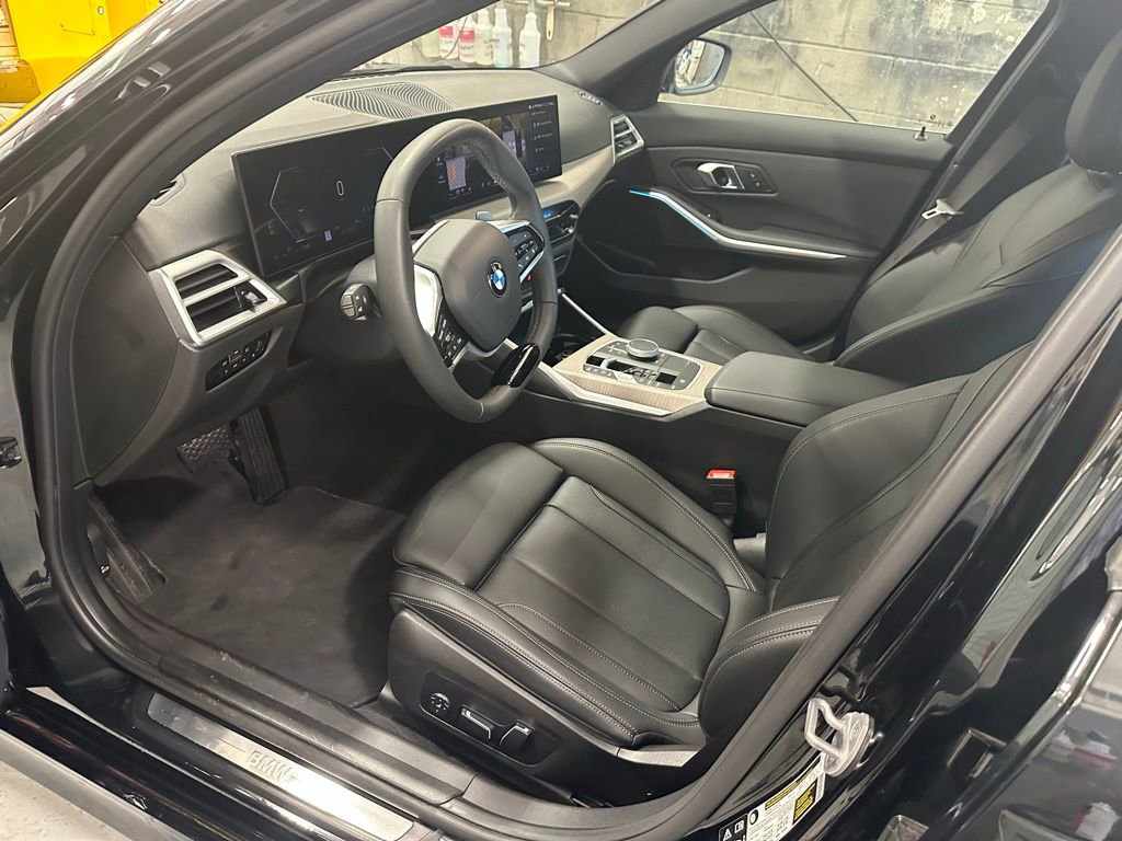 Used 2025 BMW 330i xDrive 330i xDrive w/ Convenience Package image 20