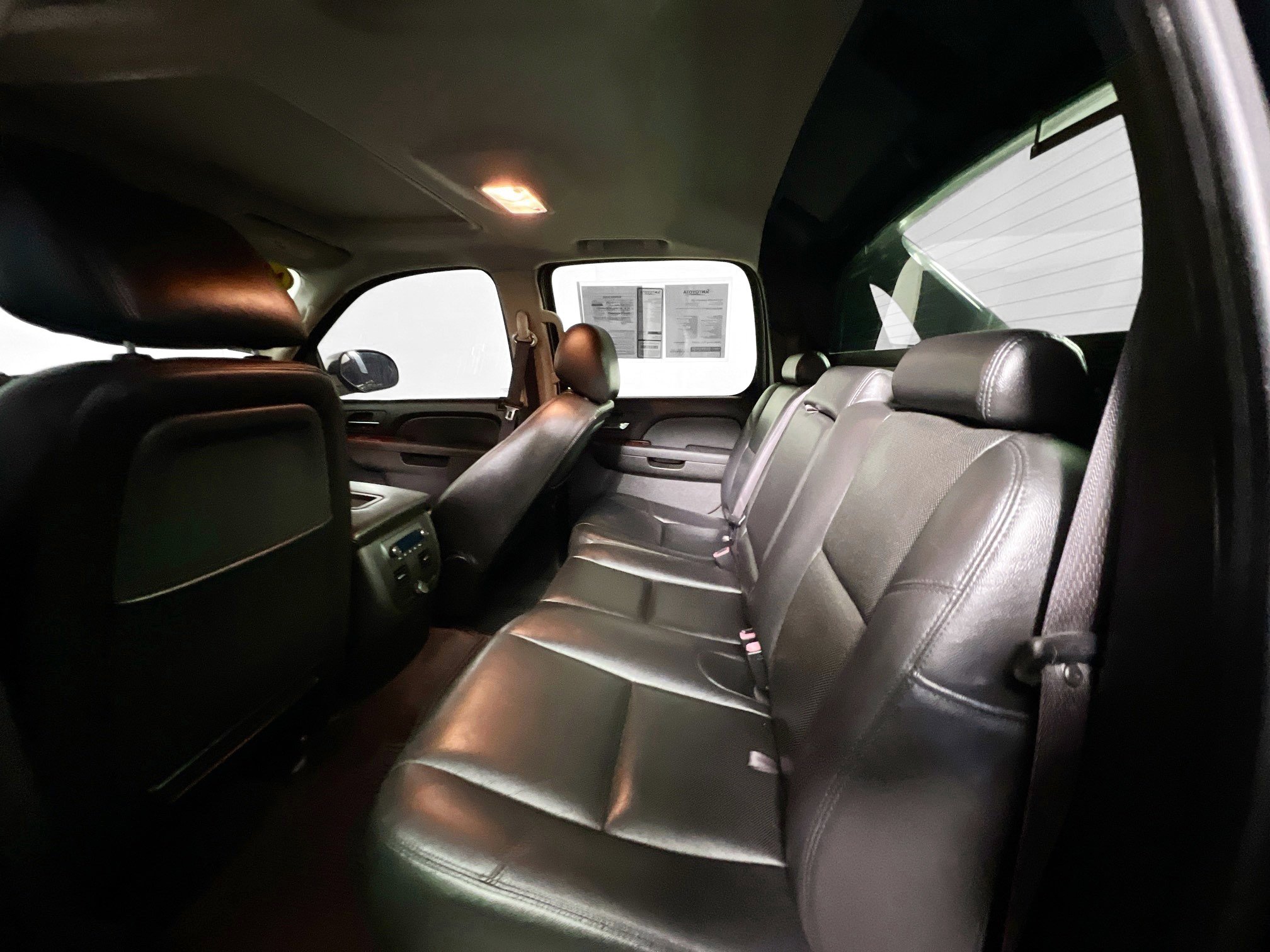 Used 2012 Chevrolet Avalanche LTZ image 27