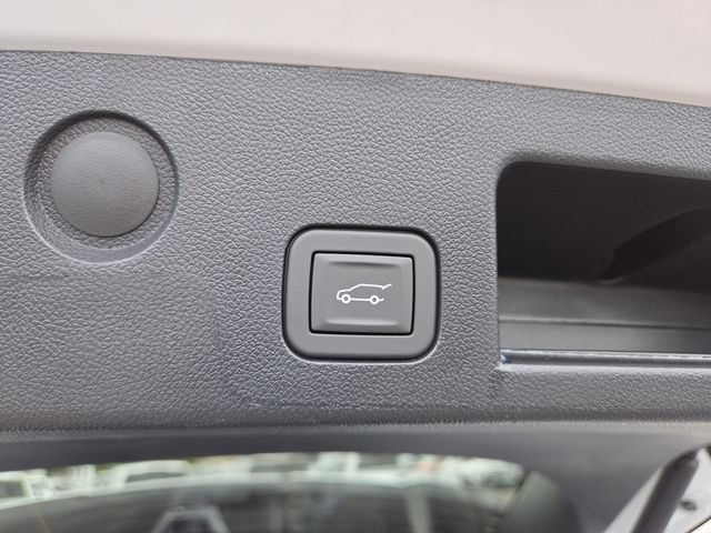 New 2026 GMC Terrain Elevation w/ Elevation Premium Package FWD image 19