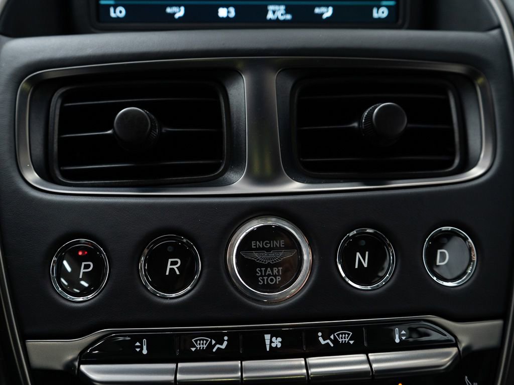 Used 2023 Aston Martin DB11 V12 image 31