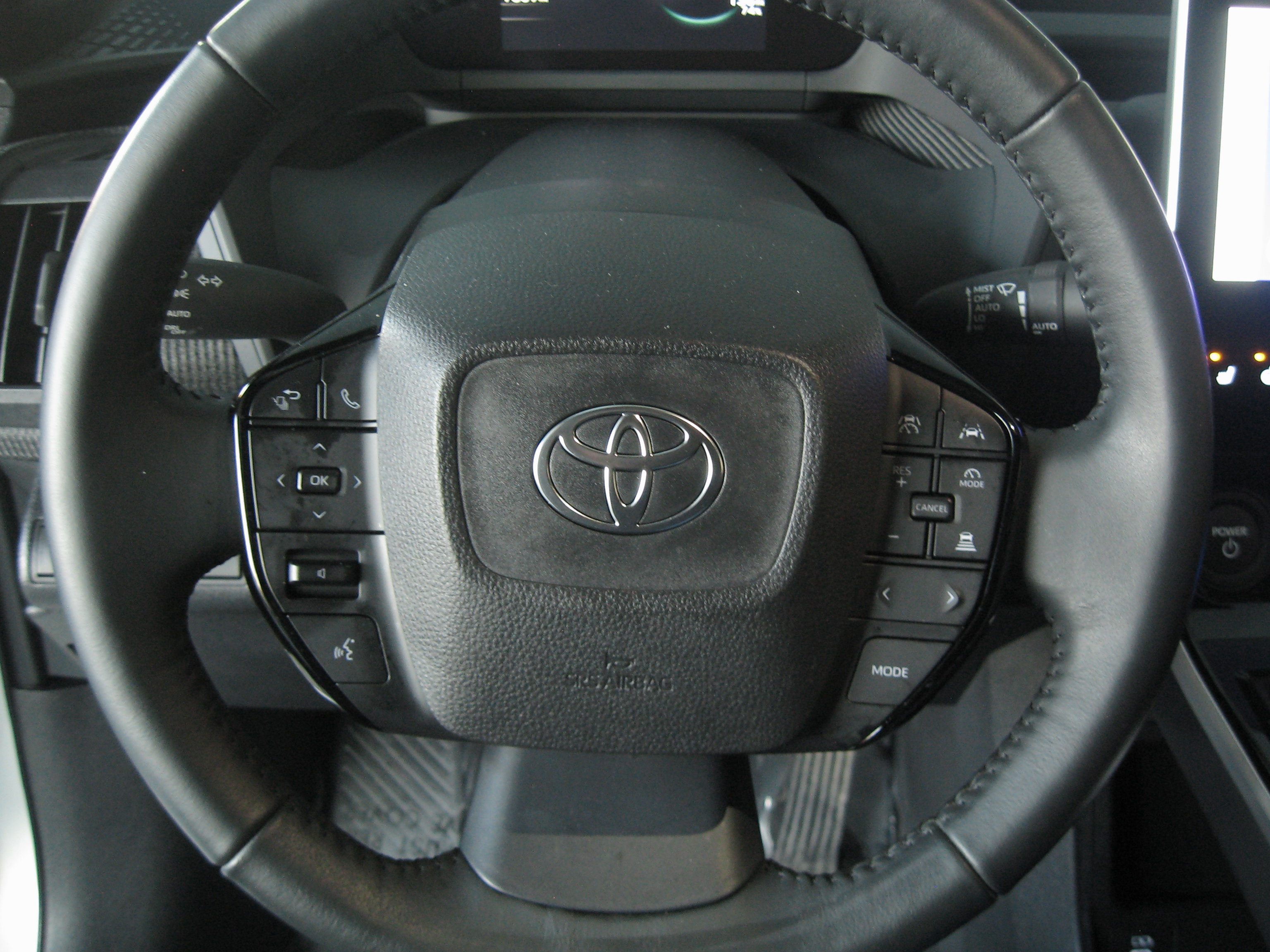 Used 2024 Toyota bZ4X AWD image 14