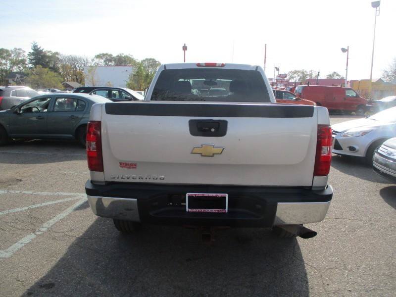 Used 2007 Chevrolet Silverado 2500 W/T AWD/4WD image 5