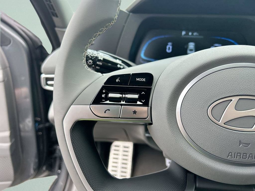 New 2026 Hyundai Elantra Sport FWD image 27