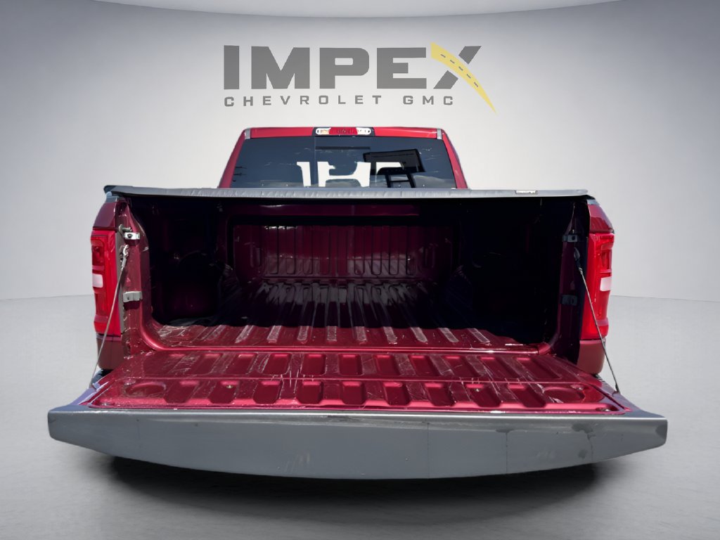 Used 2025 RAM 1500 Big Horn RWD image 31