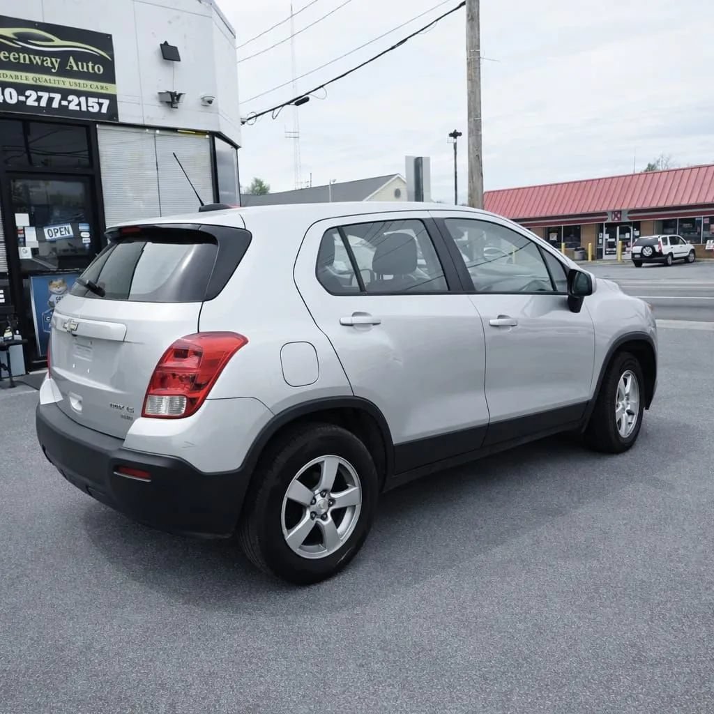 Used 2016 Chevrolet Trax LS AWD/4WD image 6