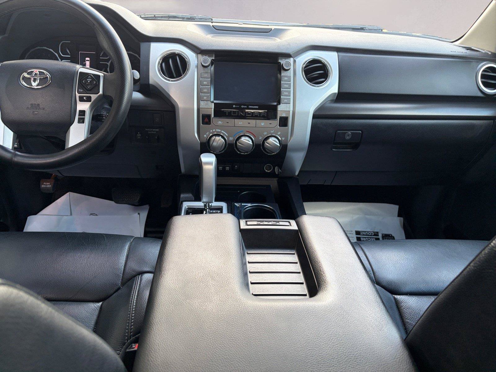 Used 2020 Toyota Tundra SR5 w/ SR5 Leather Package RWD image 10