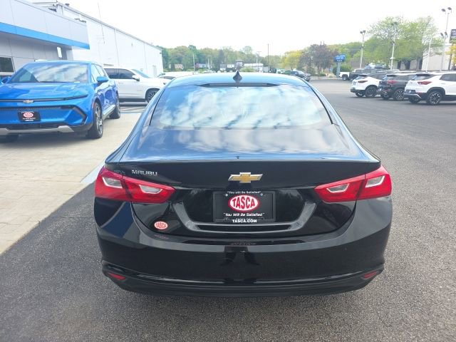 Used 2022 Chevrolet Malibu LS FWD image 3
