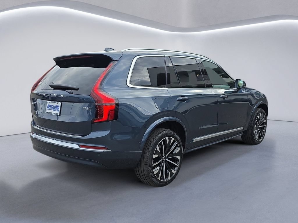Used 2026 Volvo XC90 B6 Plus w/ Protection Package Premier AWD/4WD image 4