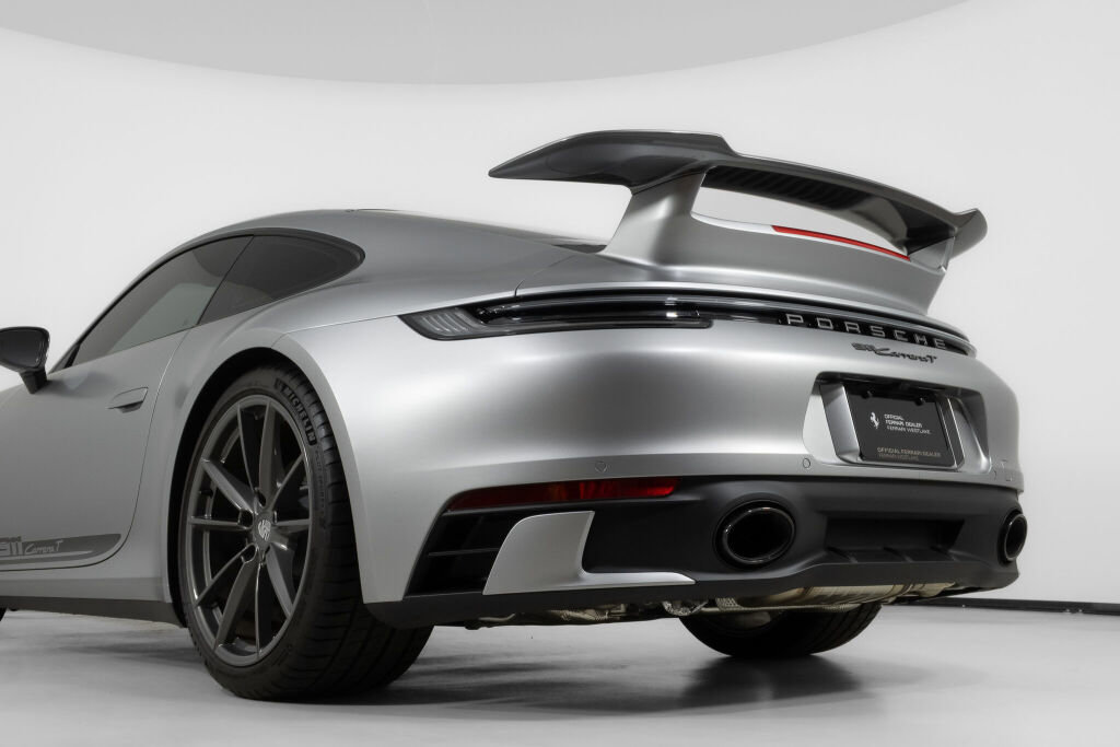 Used 2024 Porsche 911 Carrera T image 19